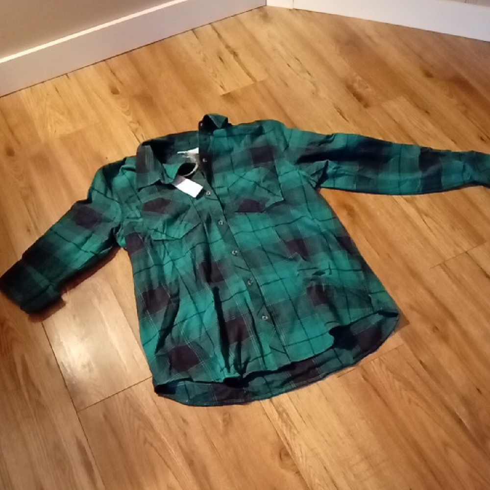 Natural Reflections Green Plaid Button Down Shirt